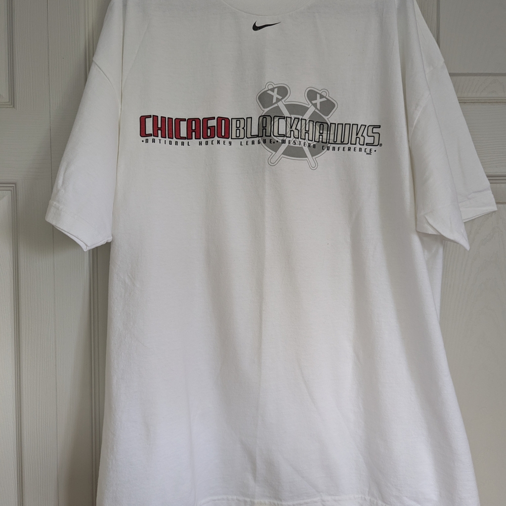 Vintage Y2K Nike White Short Sleeve Athletic Tee